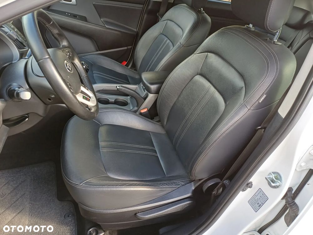 Kia Sportage 1.7 CRDI 2WD ISG Dream-Team Edition - 18