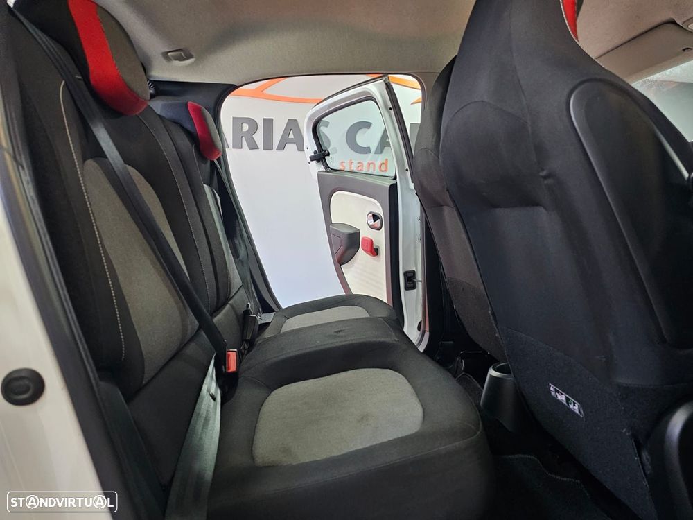 Renault Twingo 1.0 SCe Night&Day - 13