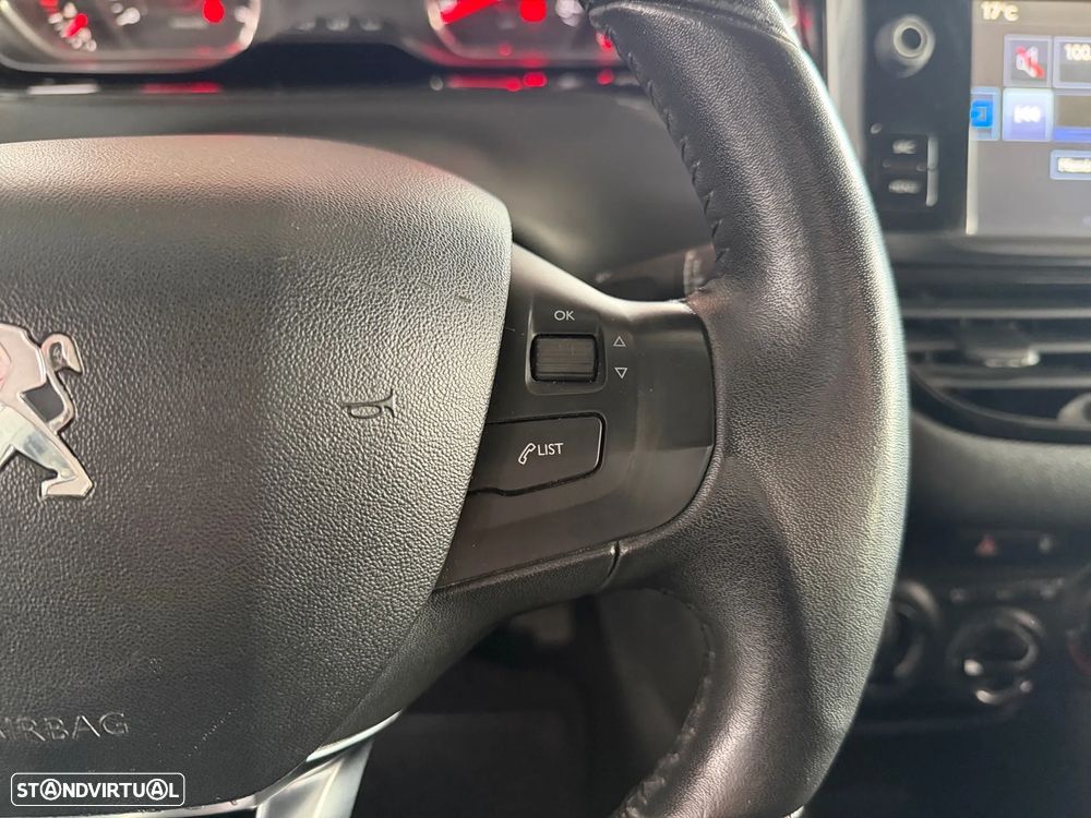 Peugeot 208 1.4 HDi Access - 14