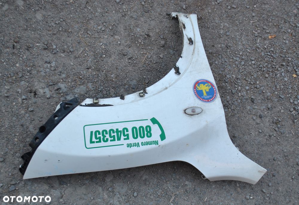 Błotnik prawy Juke - 1