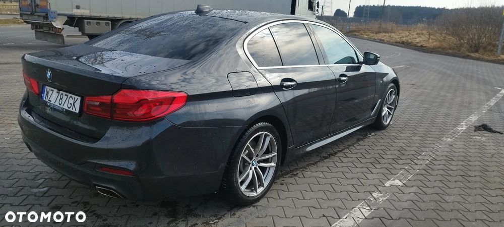 BMW Seria 5 520d M Sport - 4