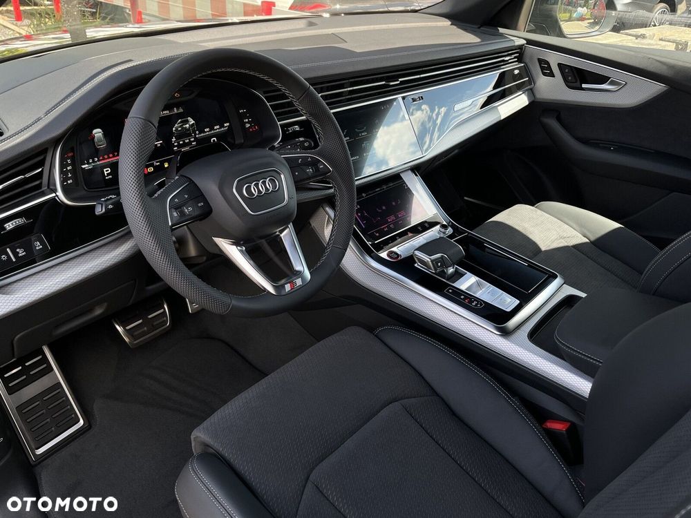 Audi SQ8 - 27