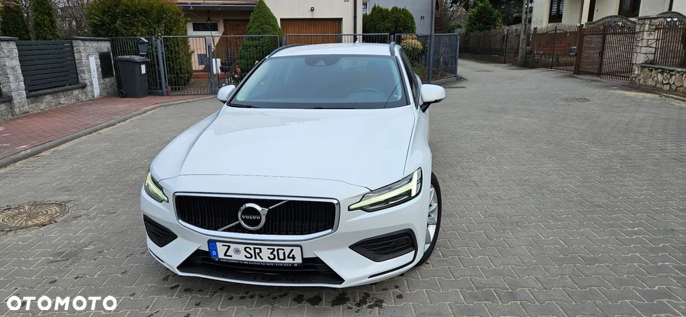 Volvo V60 D3 Geartronic Momentum - 1