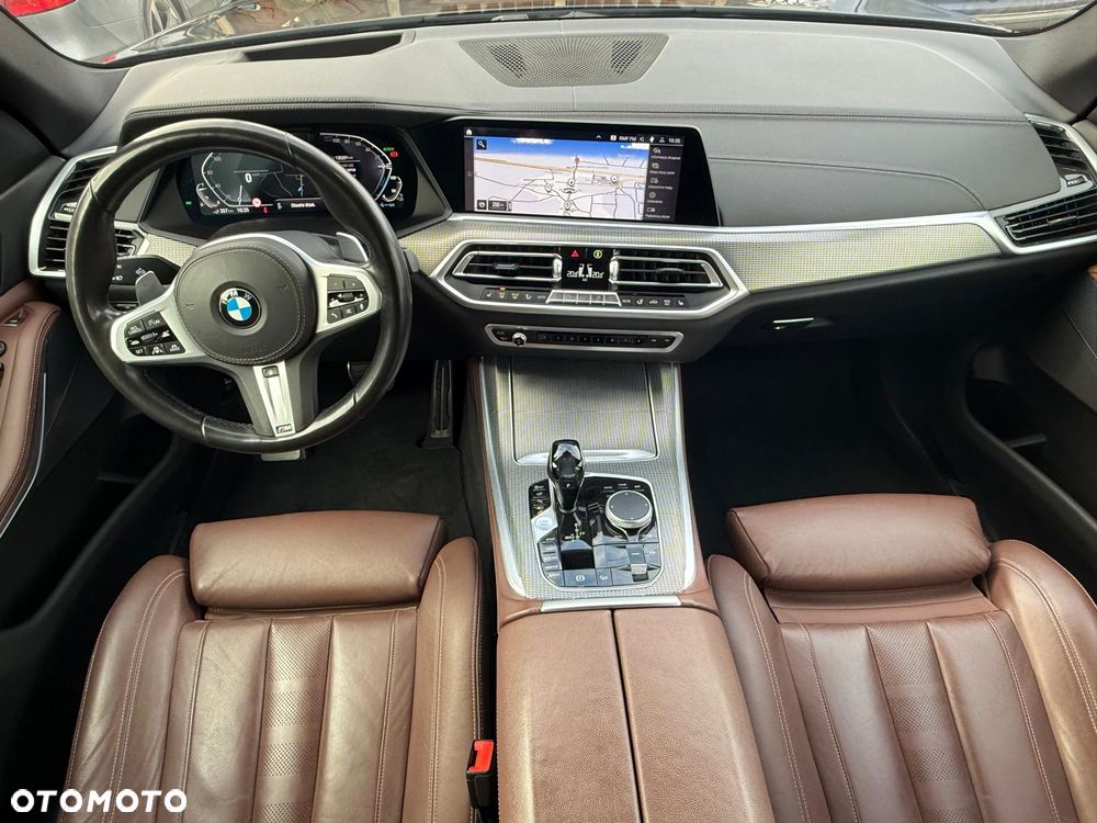 BMW X5 xDrive45e - 26