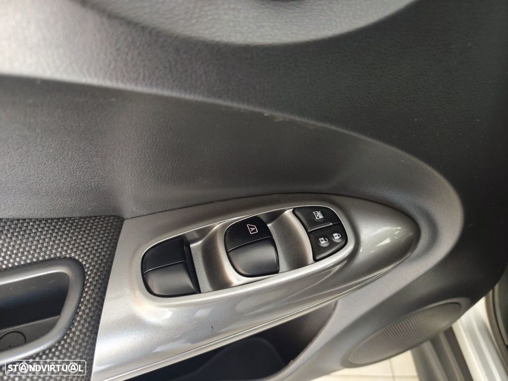 Nissan Juke 1.5 dCi Acenta - 17