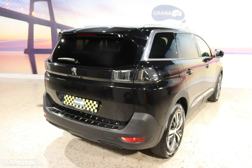 Peugeot 5008 1.5 BlueHDi Allure Pack EAT8 - 4