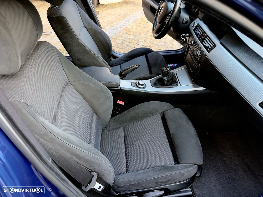 BMW 320 d Navigation Sport - 54