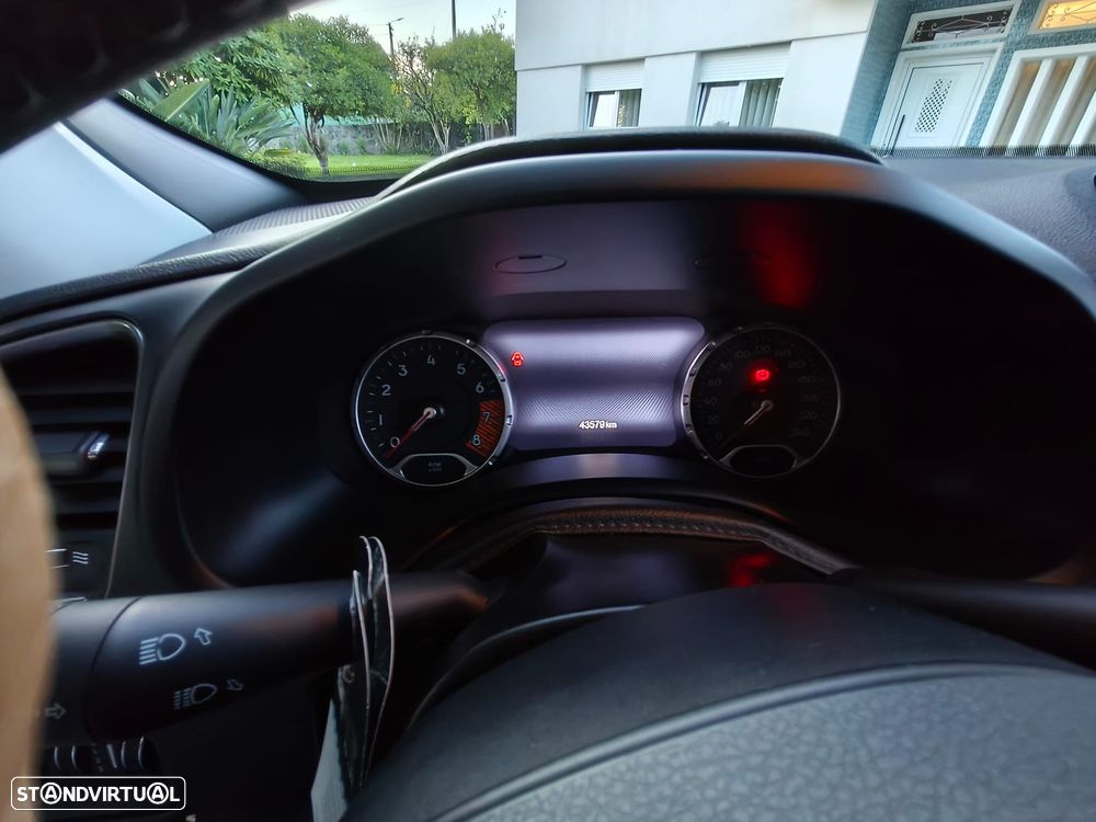 Jeep Renegade 1.3 T Limited S DCT - 4