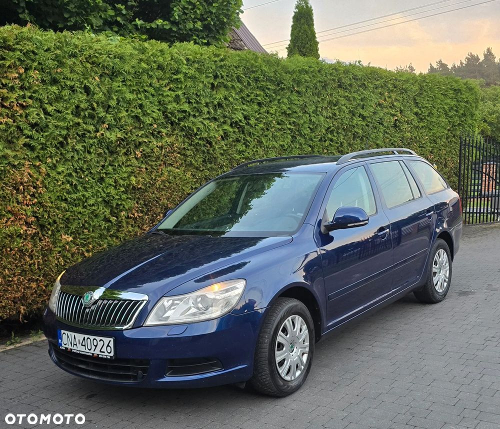 Skoda Octavia 1.6 Combi Classic - 1
