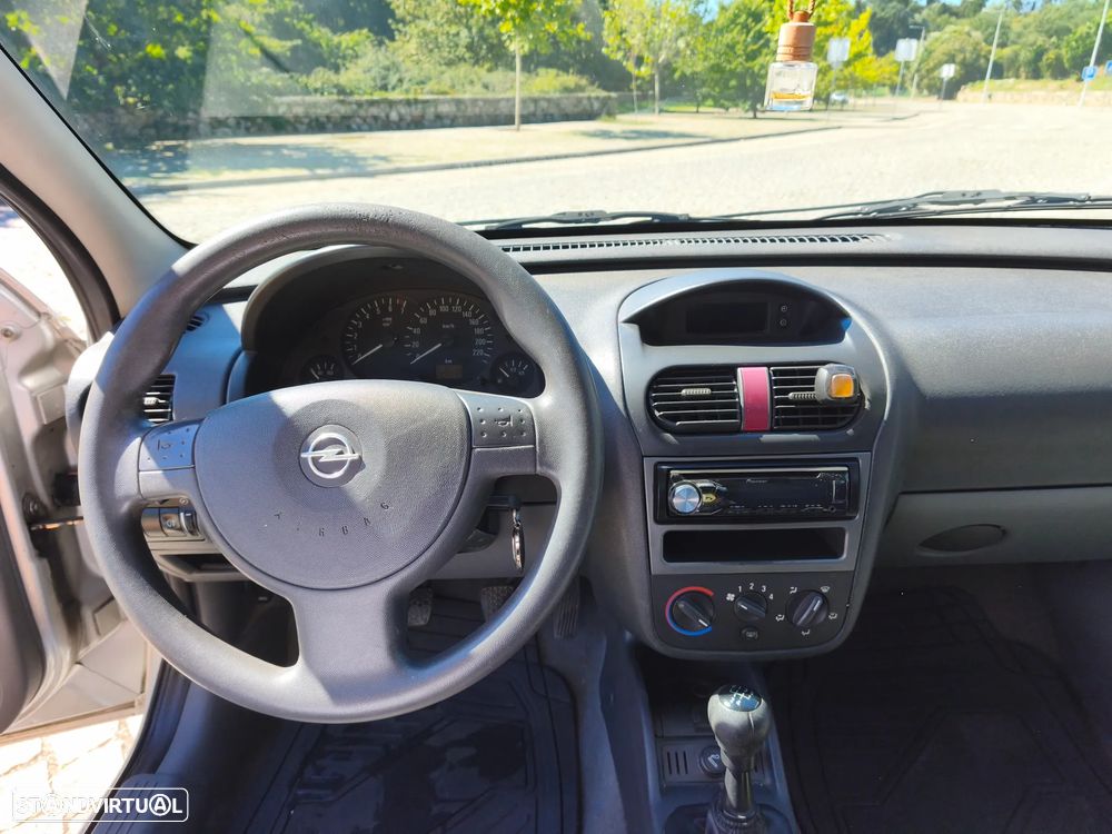 Opel Corsa 1.2 16V Confort - 10