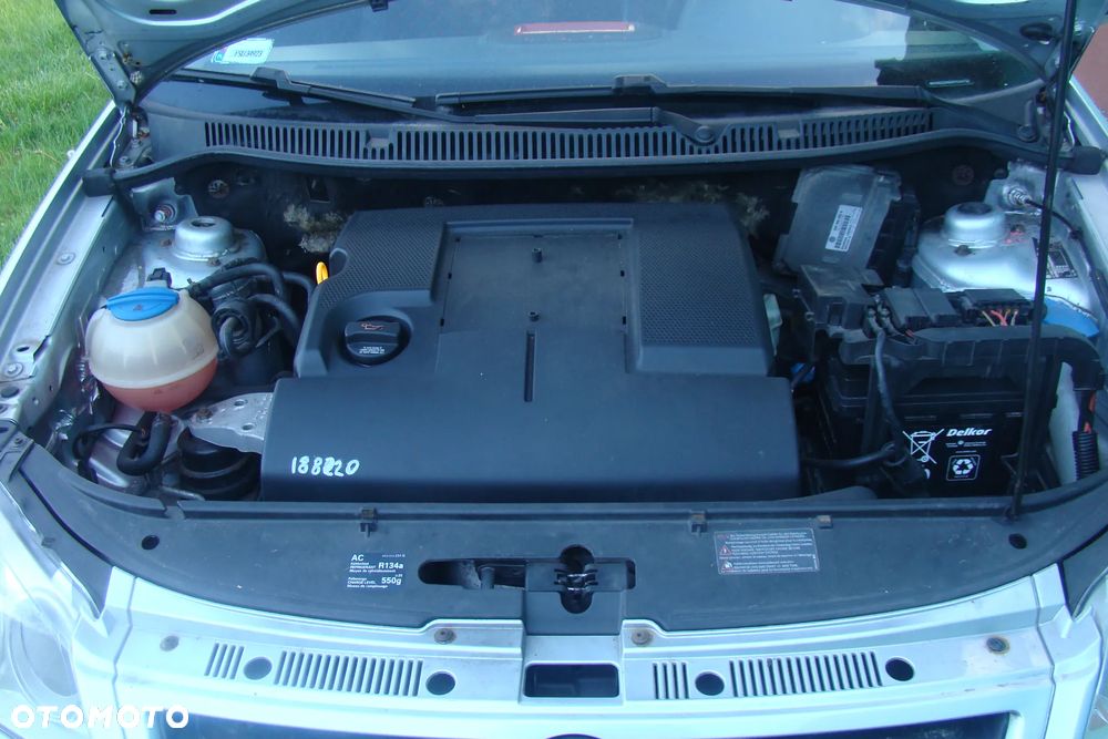Volkswagen Polo 1.2 - 11