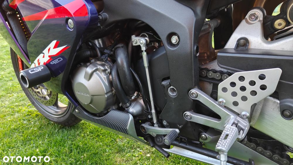 Honda CBR - 15