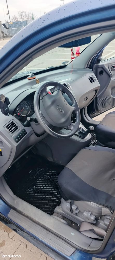 Hyundai Tucson 2.0 CRDi Active - 10