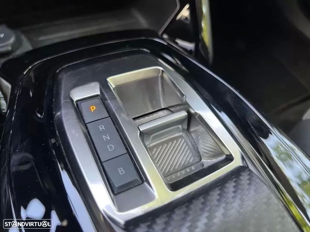 Peugeot e-2008 50 kWh Allure Pack - 36