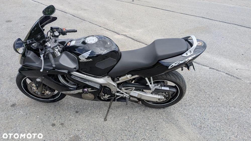 Honda CBR - 6