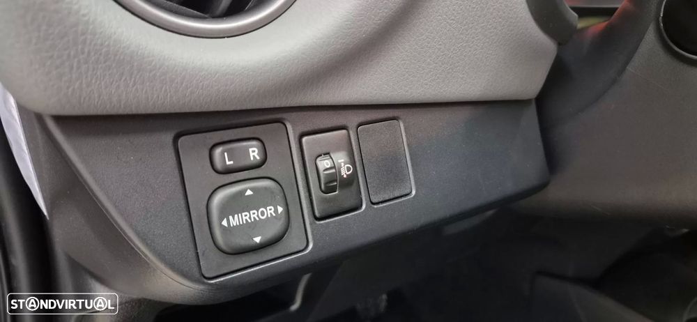 Toyota Yaris 1.0 VVT-i Comfort - 10