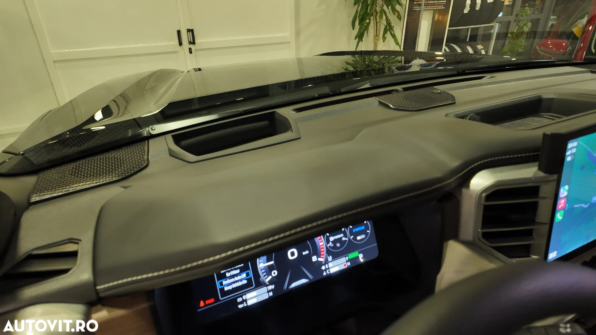 Toyota Sequoia - 17