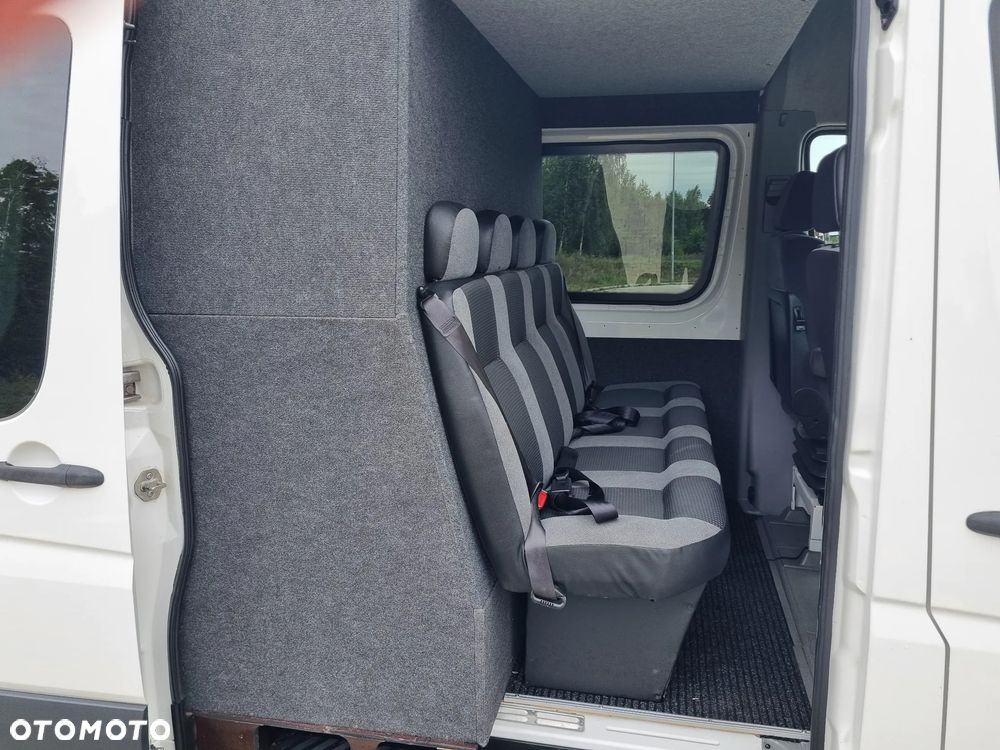 Volkswagen Crafter - 21