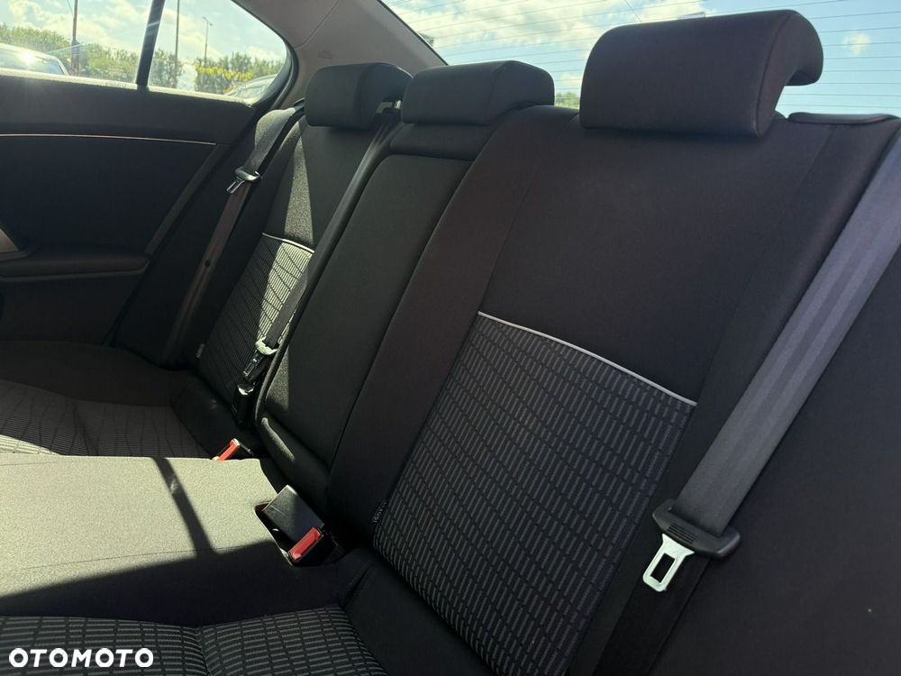 Toyota Avensis 1.8 Prestige - 31