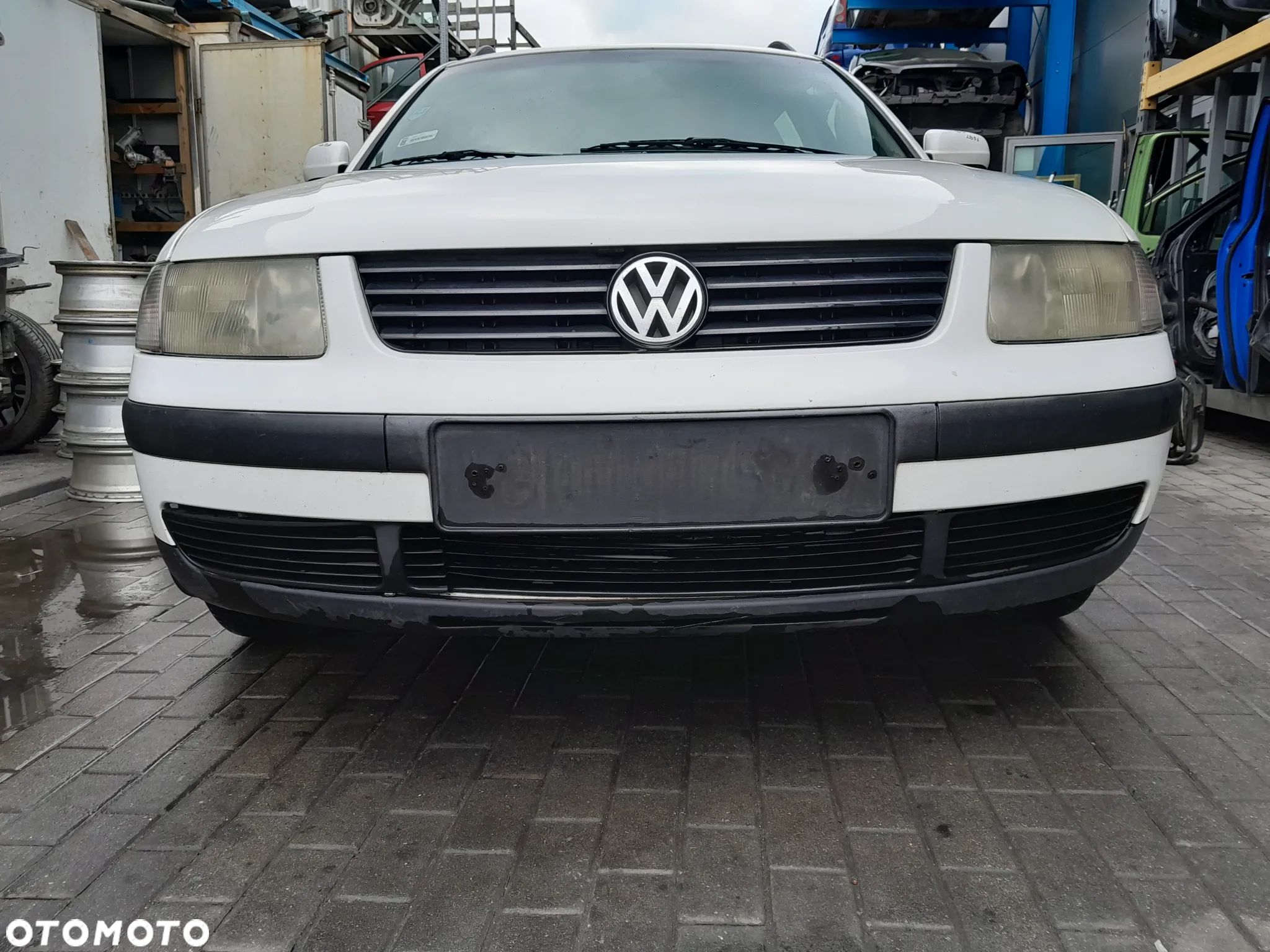 VW PASSAT B5 ZDERZAK PRZEDNI PRZÓD KOLOR: LB9A - 1
