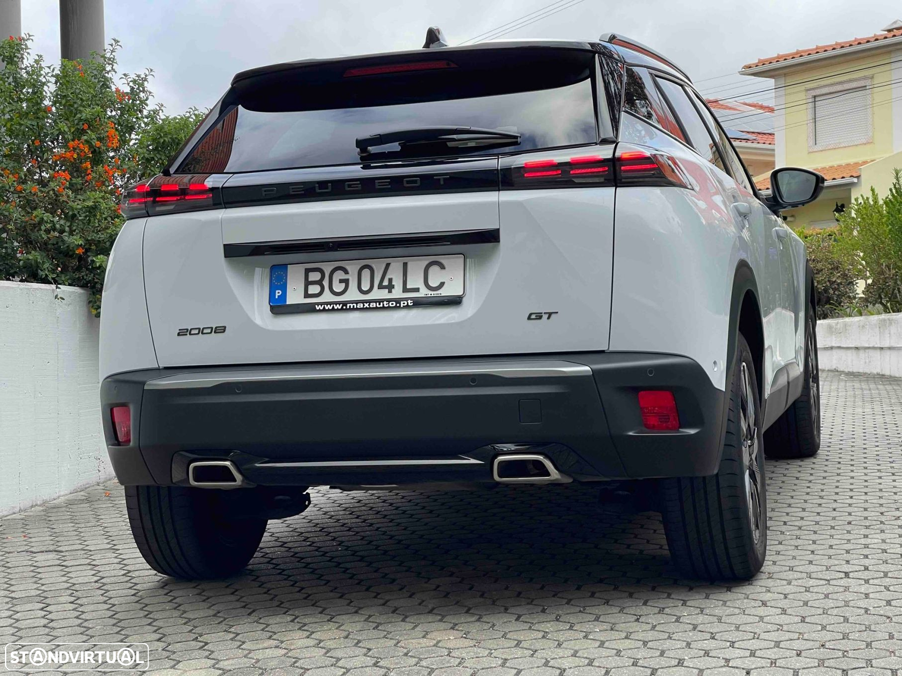 Peugeot 2008 1.2 PureTech GT EAT8 - 23