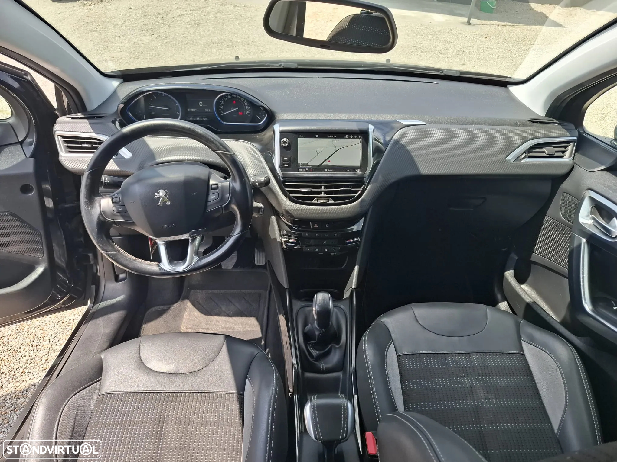 Peugeot 2008 1.6 BlueHDi Allure - 20
