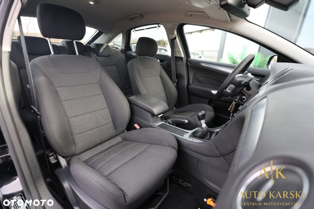 Ford Mondeo 1.6 T Titanium - 35