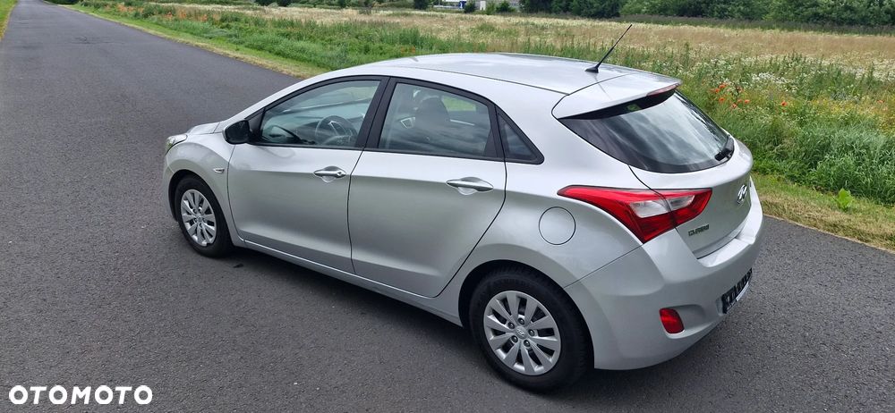 Hyundai i30 1.6 CRDi BlueDrive Comfort - 10