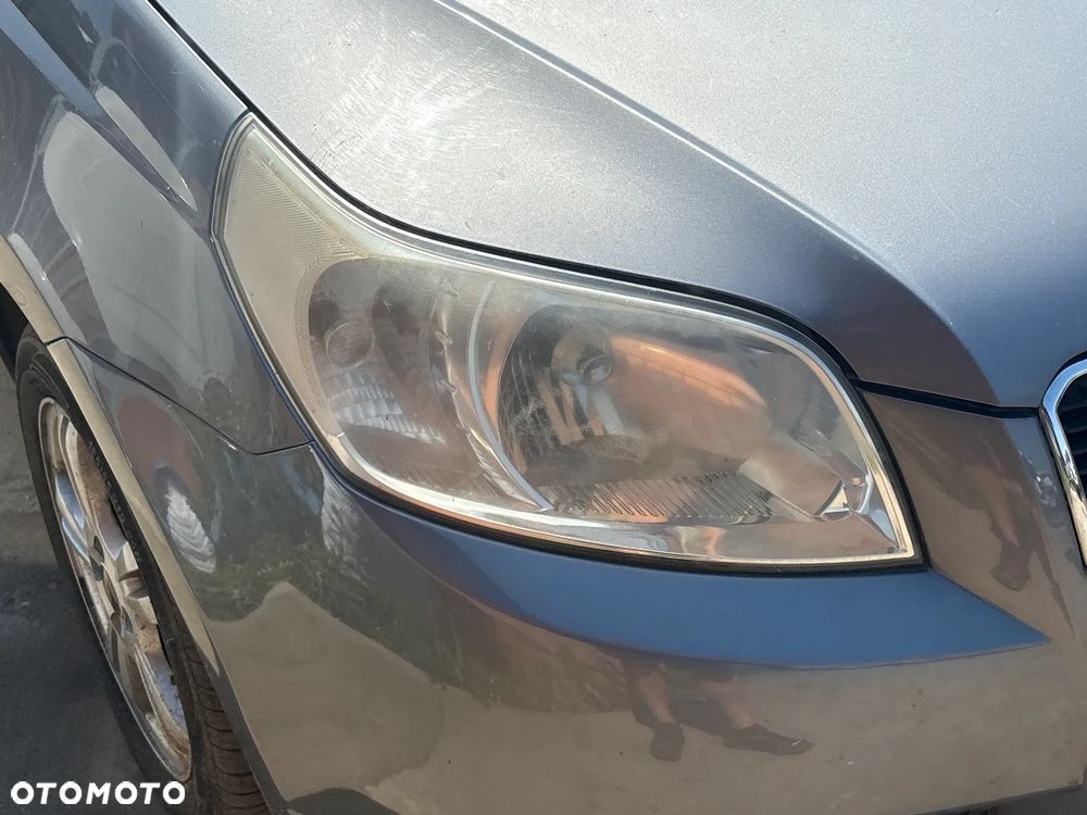 LAMPA PRZEDNIA PRAWA LEWA CHEVROLET AVEO 2 2008R - 2
