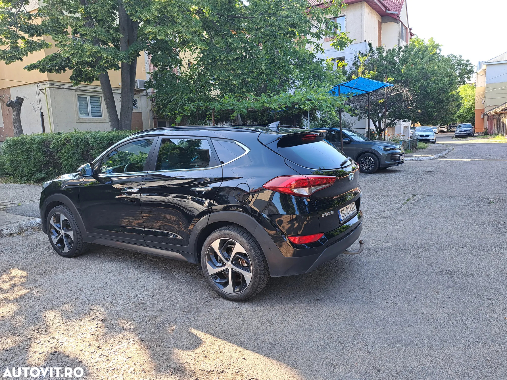 Hyundai Tucson 2.0 CRDI 4WD 6AT Luxury+ - 23