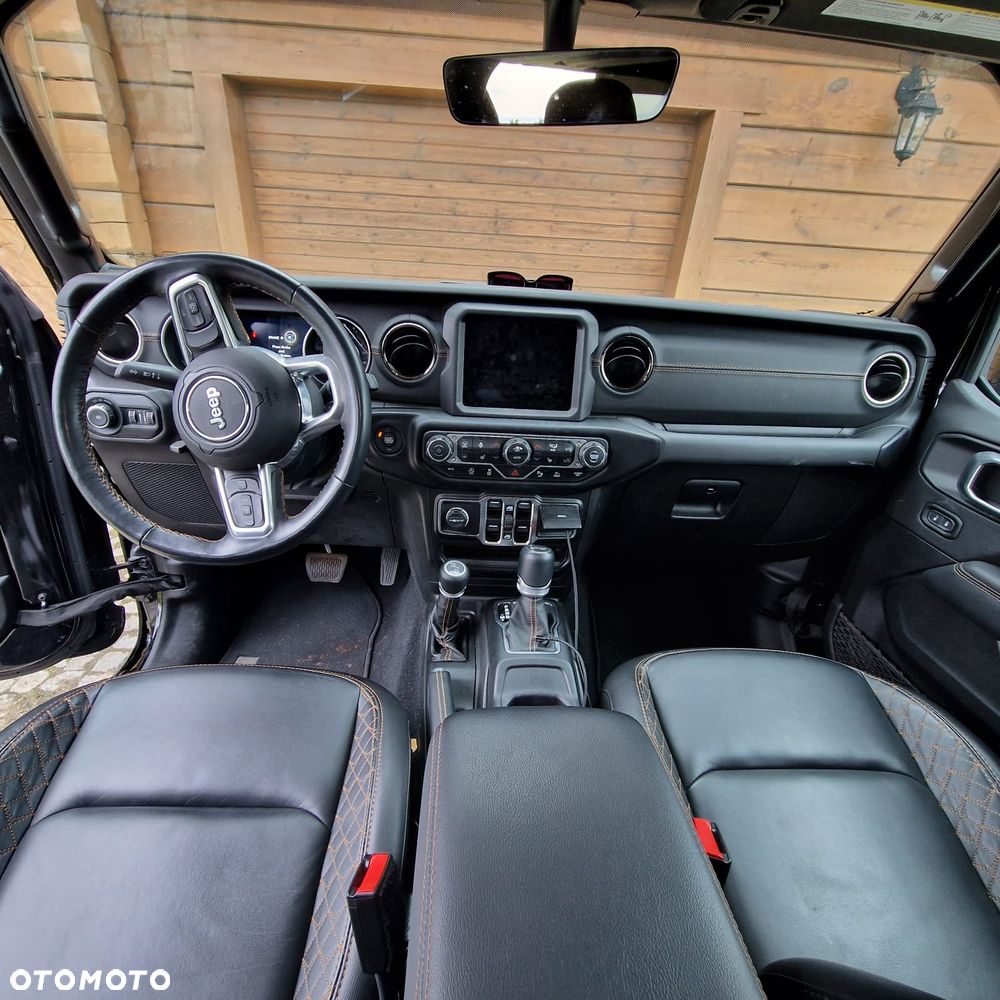 Jeep Wrangler Unlimited 3.6 Automatik Sahara - 15