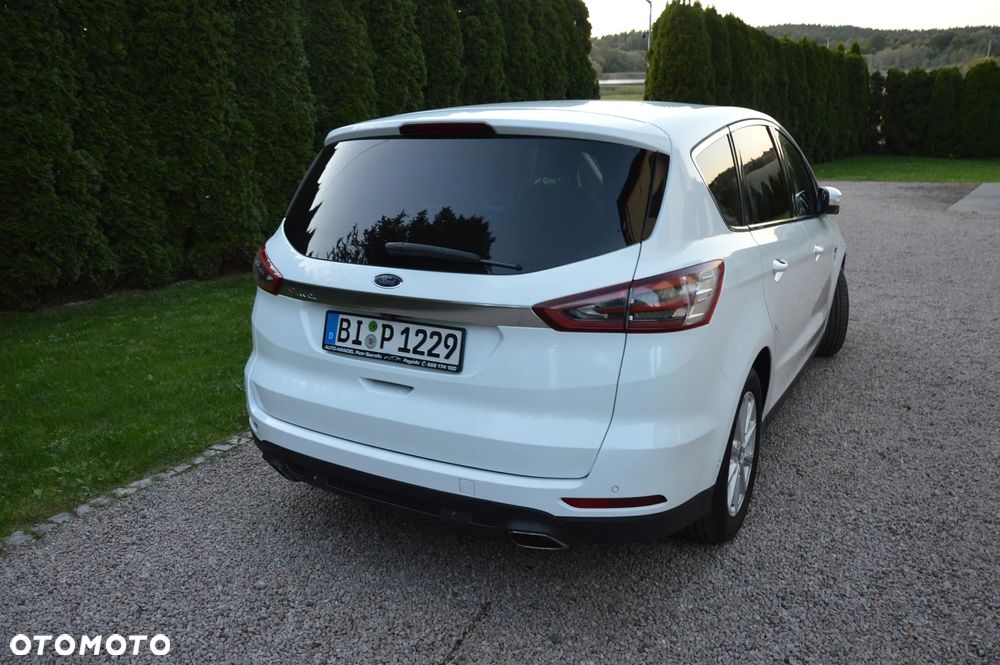Ford S-Max - 19
