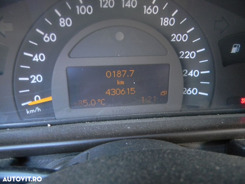 Dezmembrari  Mercedes-Benz C-CLASS (W203)  2000  > 2007 C 200 CDI (20 - 13