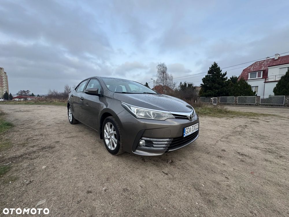 Toyota Corolla 1.6 Comfort - 5