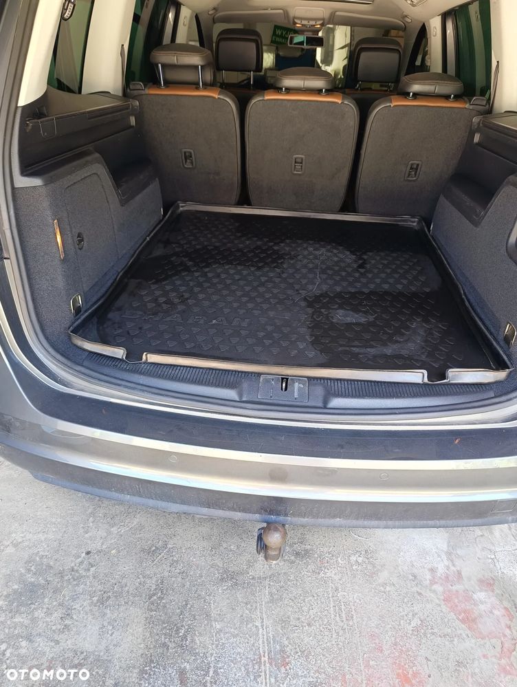 Volkswagen Sharan 2.0 TDI Highline DSG - 14