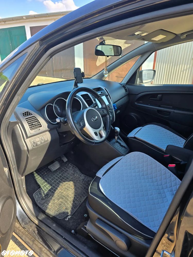 Kia Venga 1.6 CVVT Automatik Black Collection - 8