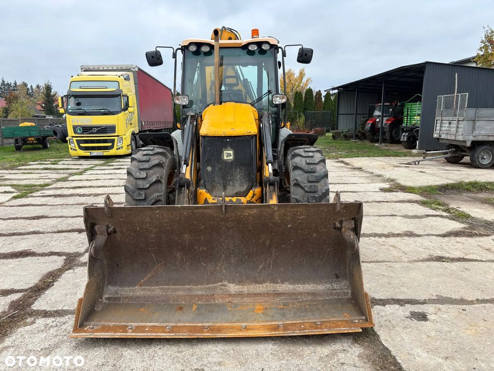 JCB 4CX - 11