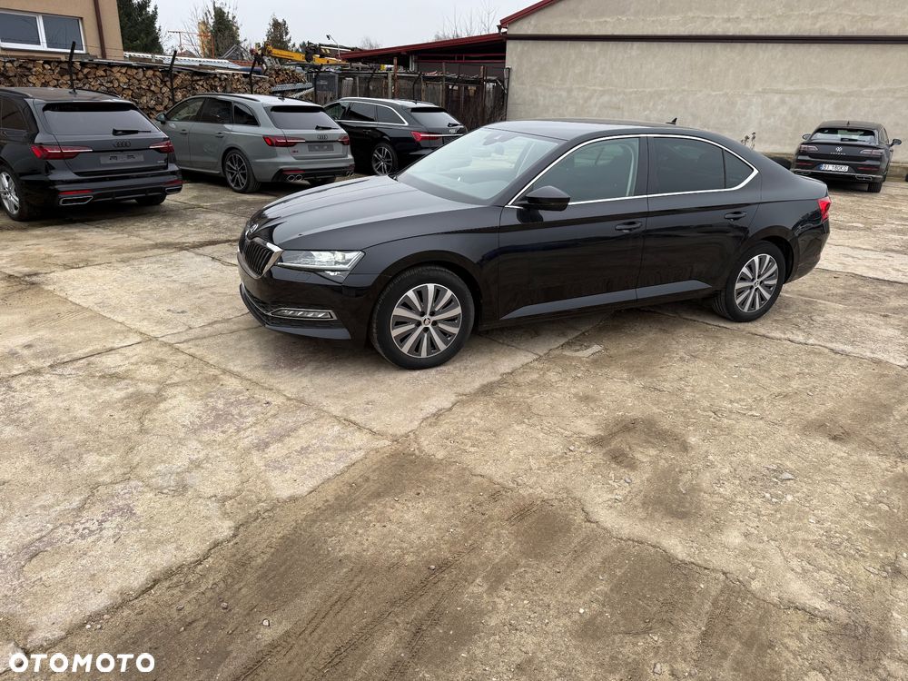 Skoda Superb 2.0 TDI DSG Style - 1
