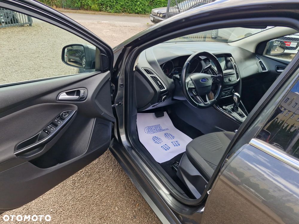 Ford Focus 1.5 TDCi DPF Start-Stopp-System Titanium - 12