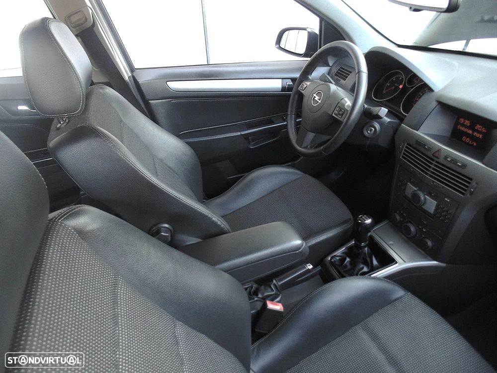 Opel Astra Caravan 1.9 CDTI Sport - 44