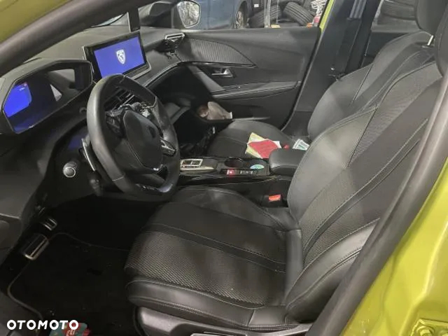 Peugeot 208 1.2 mHEV Active - 8