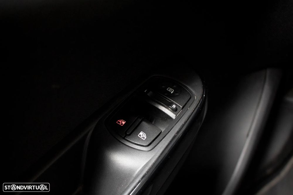 Opel Corsa 1.4 Selection - 16