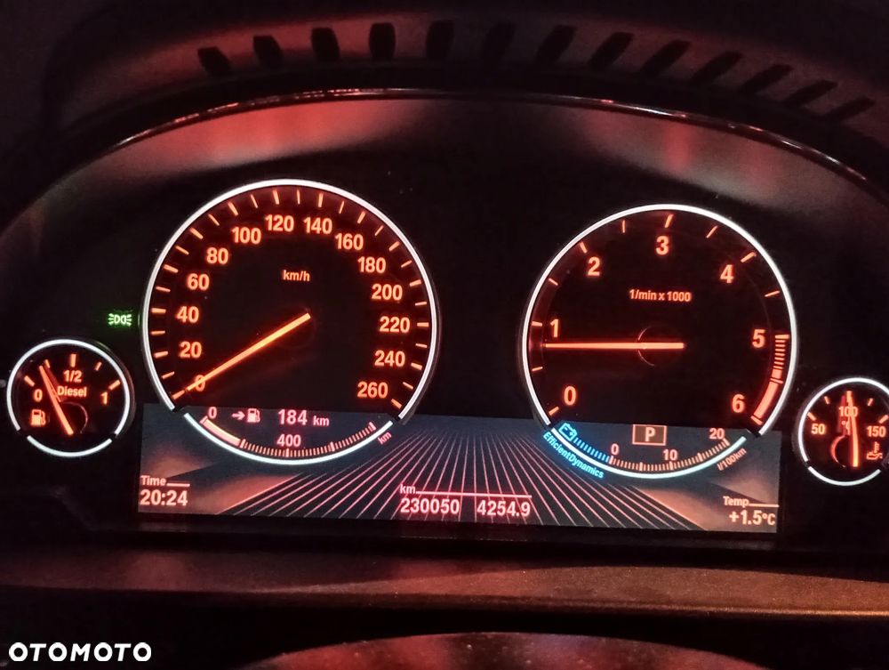 BMW Seria 5 520d - 22