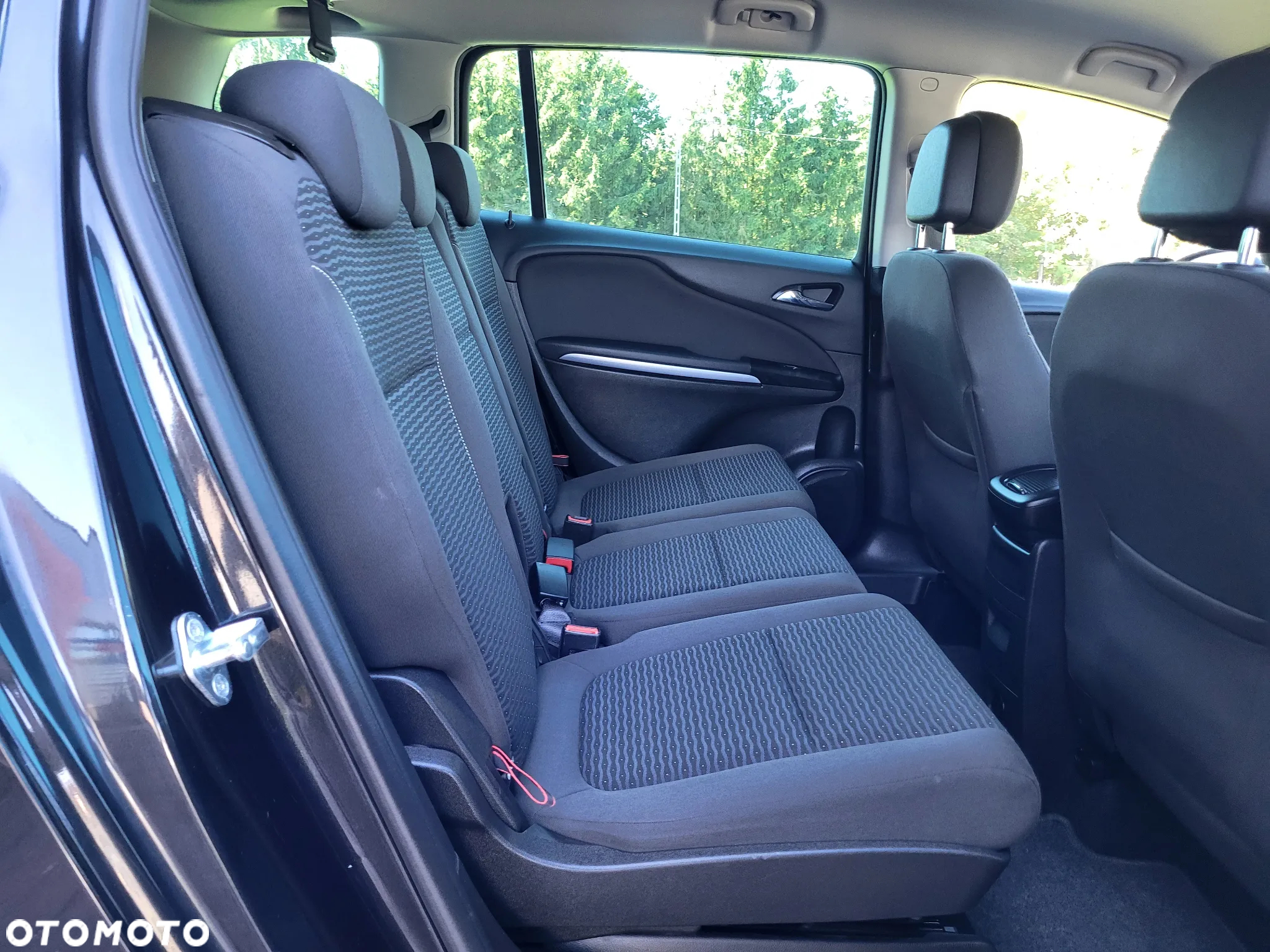 Opel Zafira Tourer 1.4 Turbo Edition - 21
