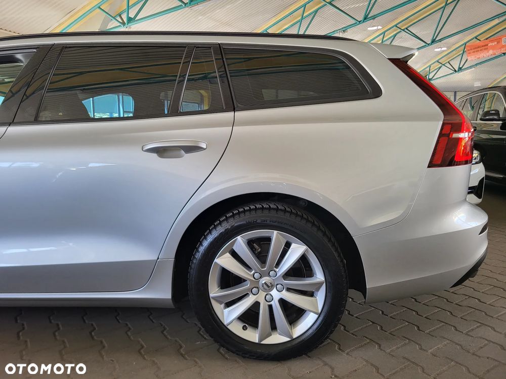 Volvo V60 B4 D Momentum - 10