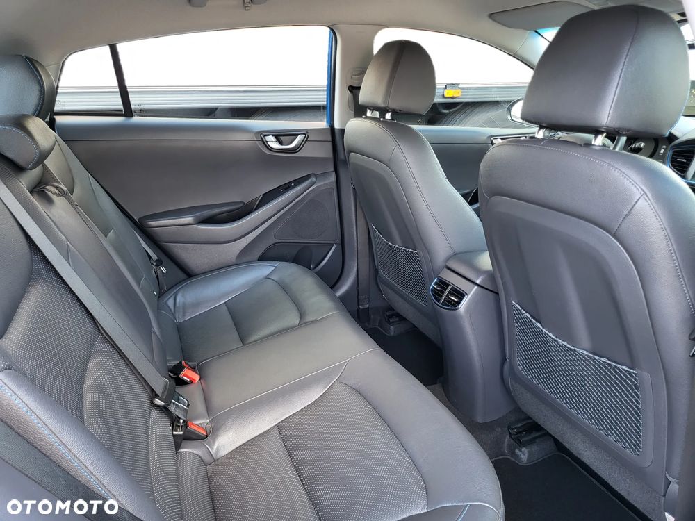 Hyundai IONIQ Hybrid Platinum - 28
