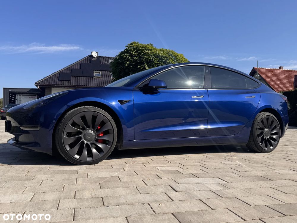 Tesla Model 3 Performance AWD - 11