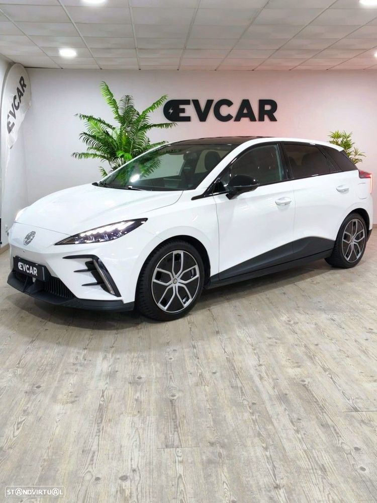 MG MG4 64 kWh Luxury - 1