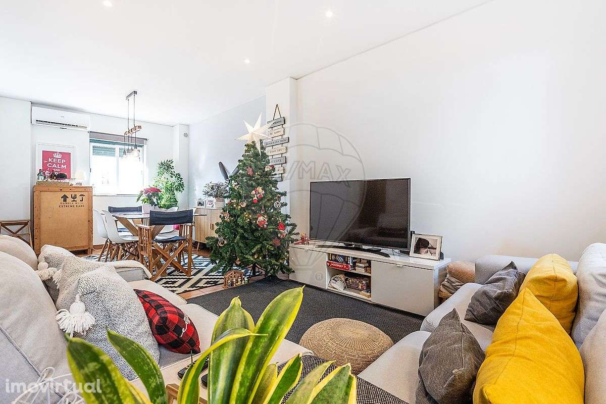 Moradia T1 para venda - Grande imagem: 3/25