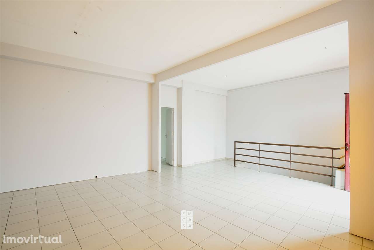 Loja  Arrendamento em Lourosa,Santa Maria da Feira - Grande imagem: 4/13